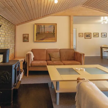 Сasa de vacaciones Three-bedroom Holiday In Norre Aaby